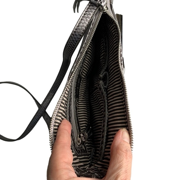 Nine West silver pewter faux snakeskin crossbody purse. - Picture 8 of 10